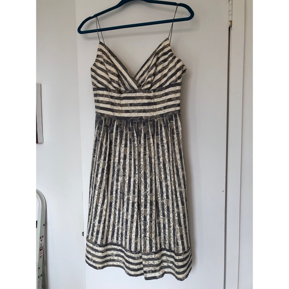 Carmen Marc Valvo lace and cotton dress - Picture 1 of 4